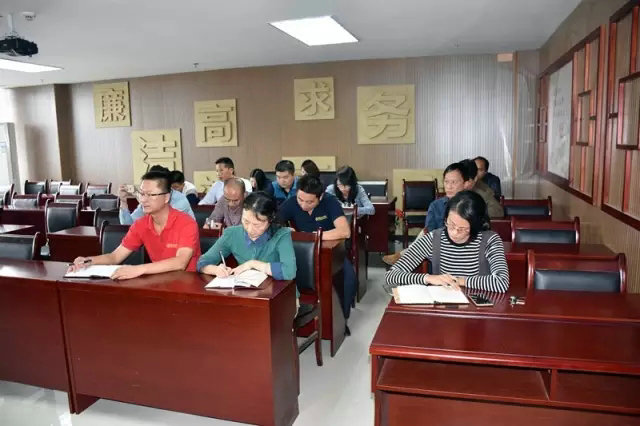 金开星空体育在线官网首页_星空体育（中国）党委组织开展学习李保国同志先进事迹活动