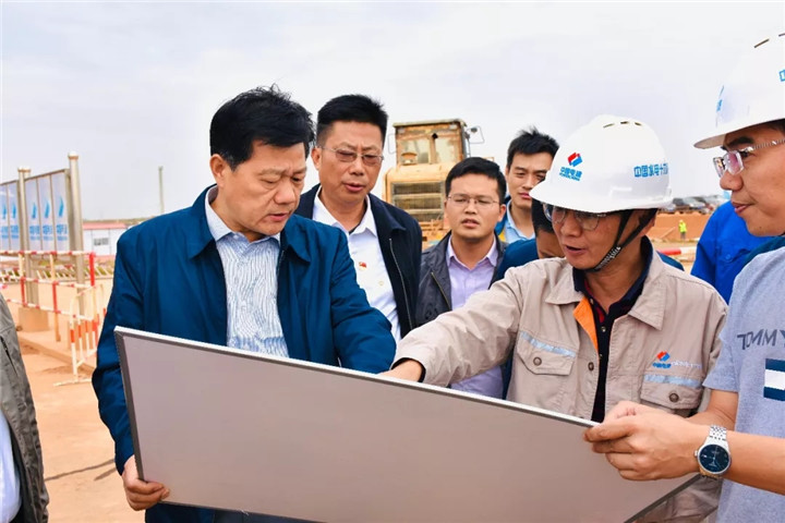 金开星空体育在线官网首页_星空体育（中国）董事长谢荣华一行调研市“三看”项目