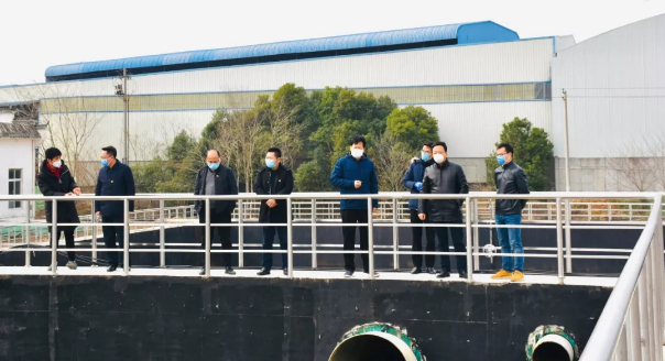 星空体育在线官网首页_星空体育（中国）董事长谢荣华带队调研白水湖污水处理厂